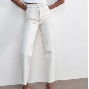 NWT Zara Hi-Rise Ankle Length Straight Leg Denim Jeans - White, Size 6